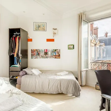 Family Apartment, 17, Plaine Monceau, By Easyflat * Paris